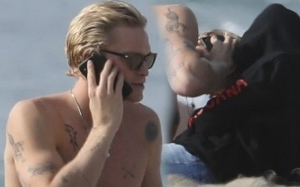 Miley Cyrus i Cody Simpson wypoczywają na plaży w MALIBU. Nie szczędzą sobie uczuć