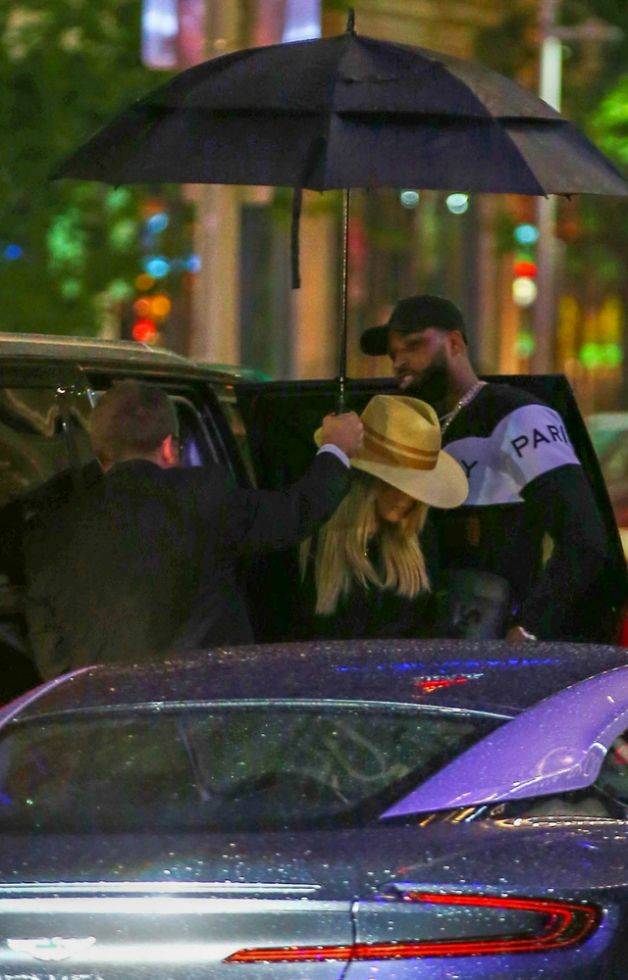 Khloe i Tristan ZARĘCZYLI się?! TO ma być dowód!