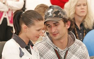 Sexy nogi w podkolanówkach (FOTO)