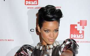 Rihanna grozi, że wypuści nagie zdjęcia Chrisa Browna!