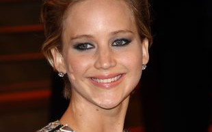 Jennifer Lawrence bez bielizny (FOTO)
