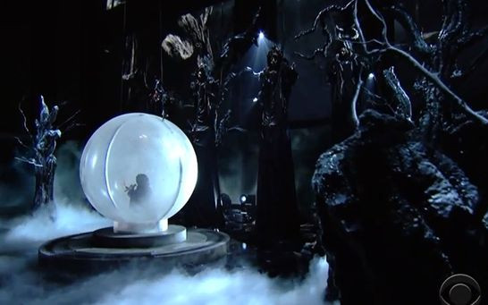 Katy Perry zatańczyła na… miotle (VIDEO)