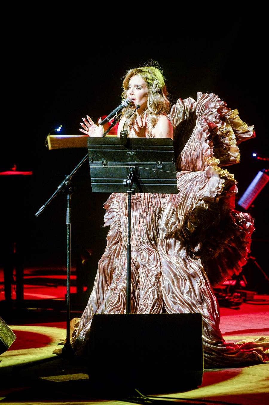 Wszystkie kreacje Dody z koncertu w Teatrze Roma. Kilka z nich już widzieliśmy