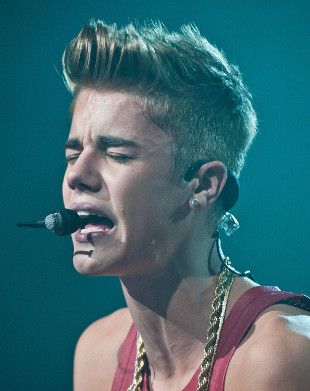 justin-bieber-94-R1
