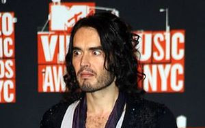 Russell Brand i jego brzydula (FOTO)