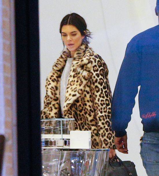 Największy seksualny sekret Kendall Jenner wyszedł na jaw!