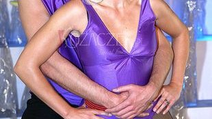 Sadowska przytula się w jacuzzi