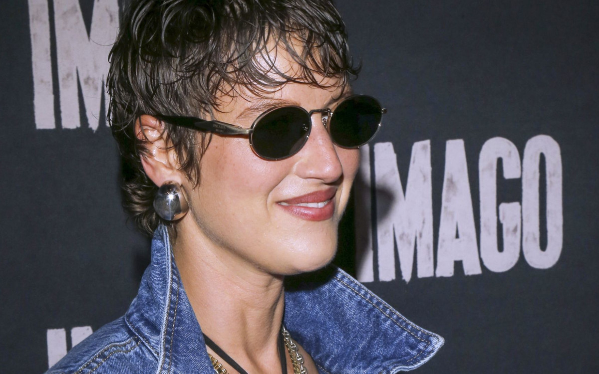 Aleksandra Domańska na premierze filmu daje nam lekcje stylu lat 90.