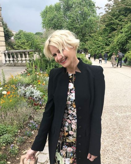 Podoba mi się w dłuższych włosach :)