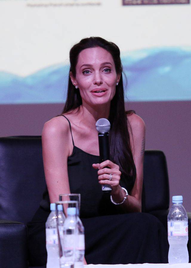 Angelina Jolie wspomina swoją mamę