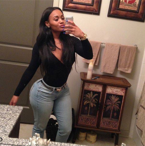 Lira Galore – nowa dziewczyna Drake’a
