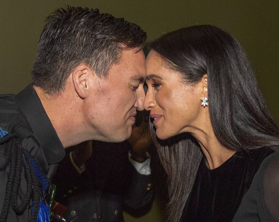 BRZYDKIE stopy Meghan Markle w stylizacji za ponad 4 tys. funtów