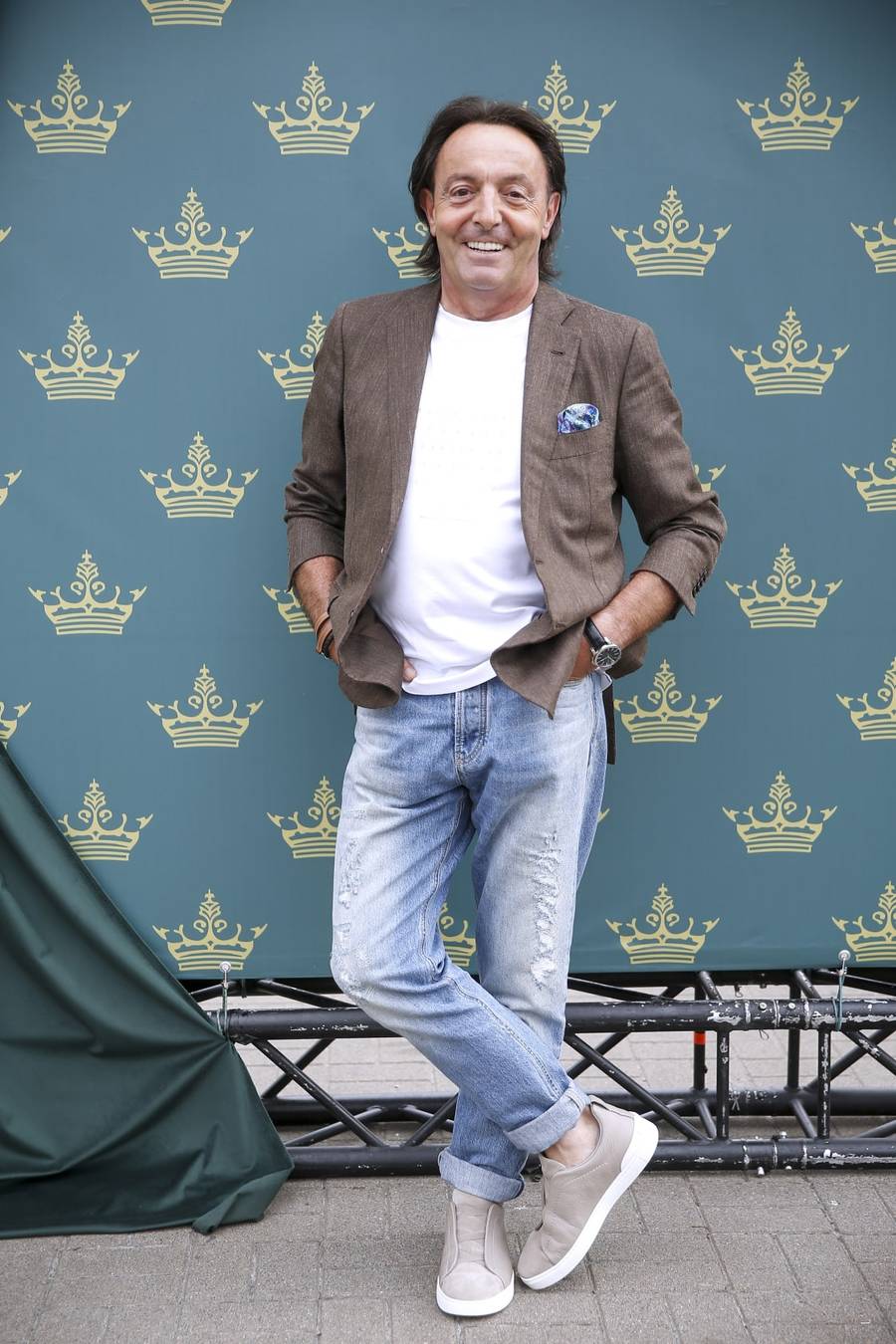 Magda Gessler CAŁUJE Michela Morana na gwiazdorskiej uczcie “MasterChefa”! Wyglądali jak król i królowa balu