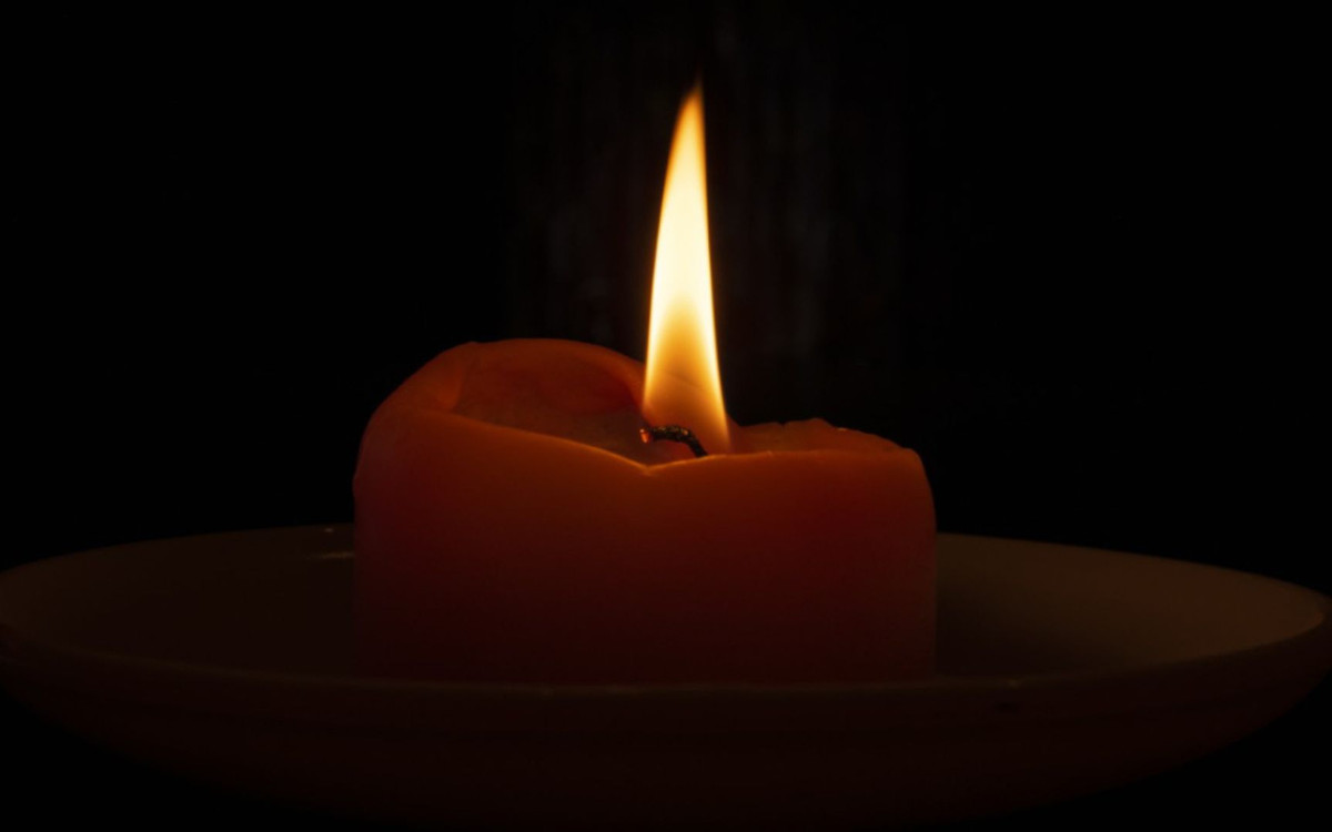 Dramat rozegrał się nocą. Tragiczna śmierć milionera i jego rodziny wstrząsa