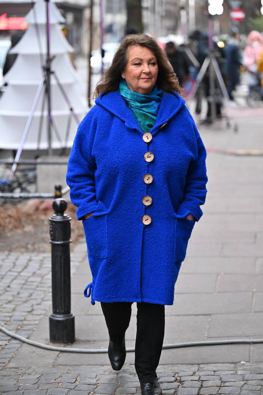 Tłumy gwiazd w DDTVN. Edyta Pazura w wypasionym porsche, Steczkowska z synem…