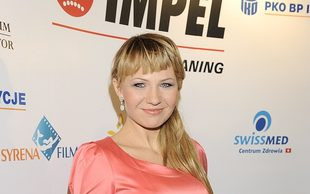 Anna Guzik trenuje na kortach (FOTO)