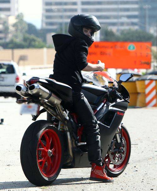 Gwiazdy i ich jednoślady