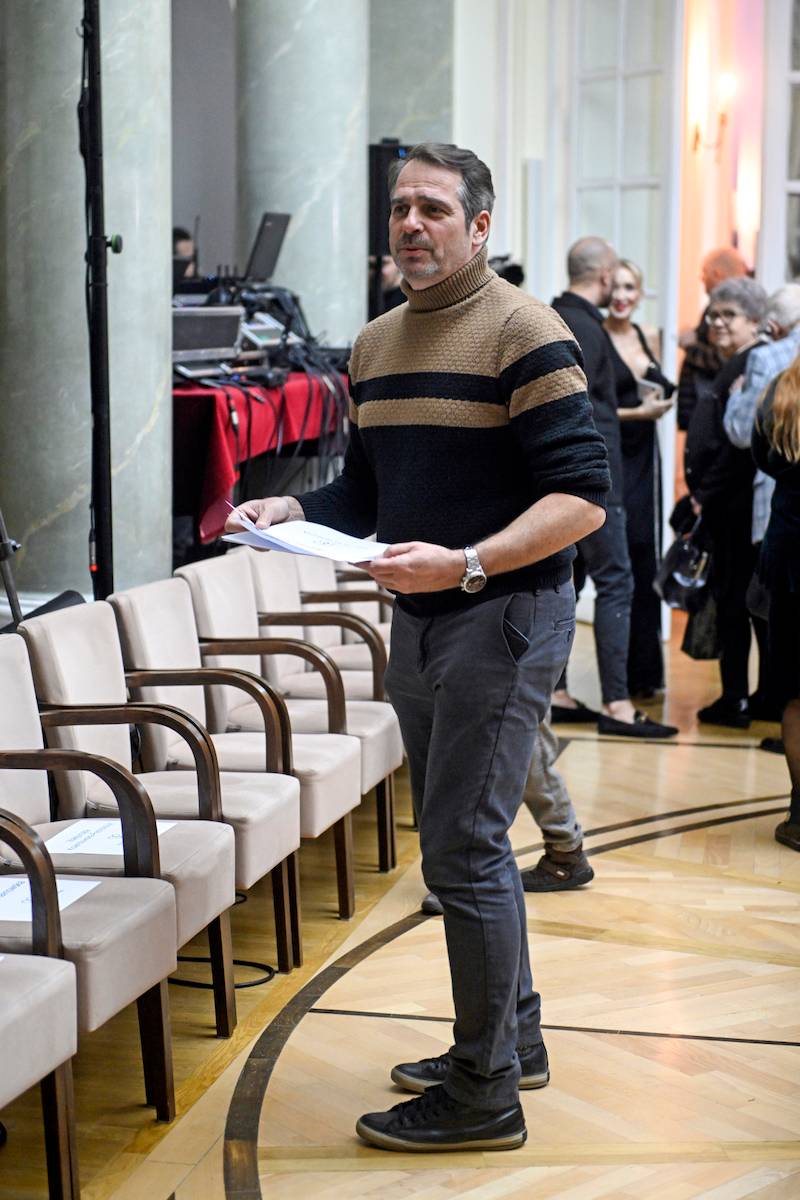 Gwiazdy na pokazie Doroty Goldpoint. Dorota Deląg, Małgorzata Pieczyńska, Magdalena Waligórska-Lisiecka z córką