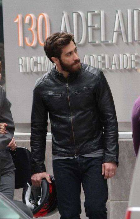 Jake Gyllenhaal na planie filmu Wróg