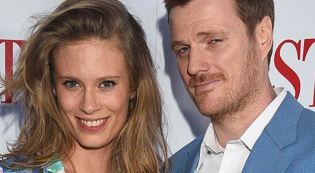 julia-pietrucha-ian-dov-g-R1