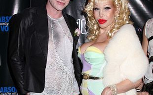 Plastic terror (FOTO)