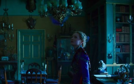 Jest już cały zwiastun Alicji w Krainie Czarów 2! (VIDEO)