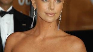 Theron groził psychiatra