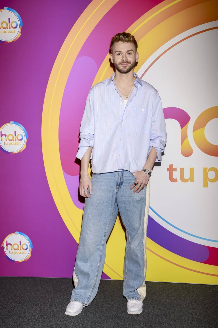 Plejada gwiazd w “Halo Tu Polsat”! Pełna uśmiechu Julia Żugaj, szarmancki Maciej Zakościelny (FOTO)