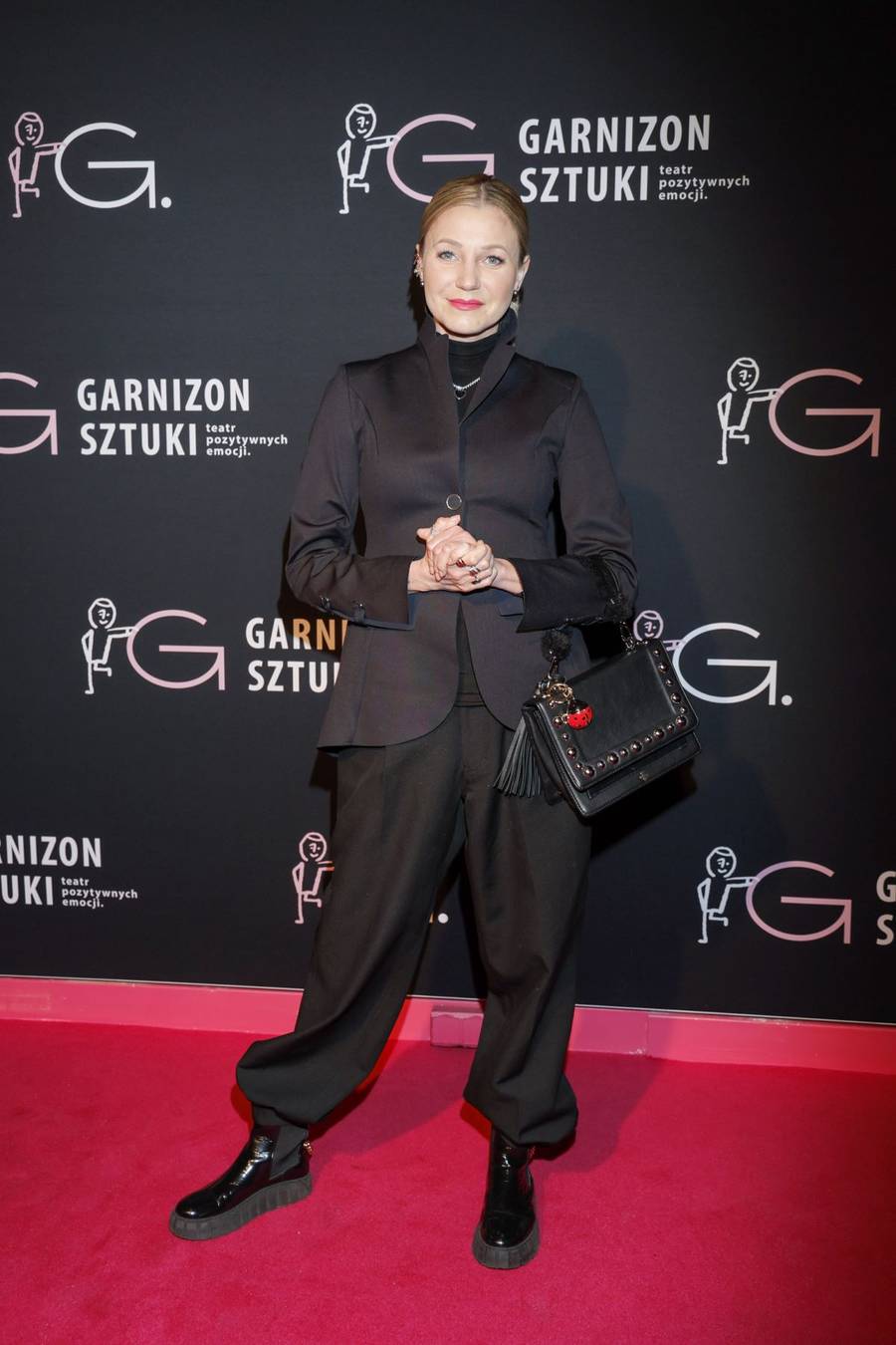 Premiera spektaklu “Moja wersja prawdy”. Beata Tadla z ukochanym, odważna Jastrzębska, księżniczkowa Kazadi…(FOTO)