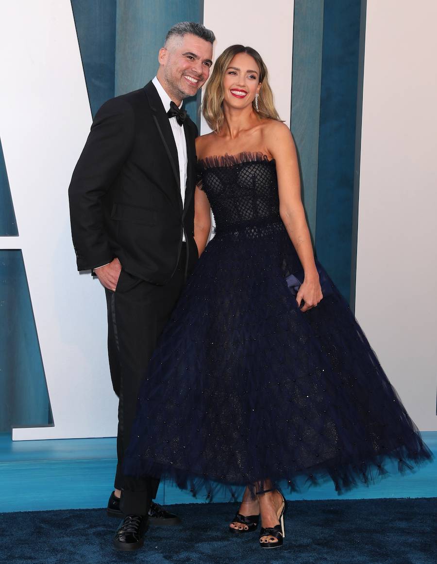 Vanity Fair Oscar Party 2022. Wyjątkowo to nie Hailey Bieber błyszczała, a Chrissy Teigen i Rebel Wilson