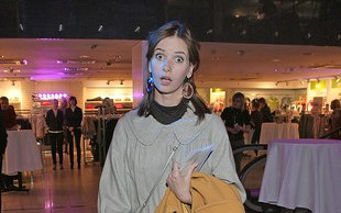 Karolina Malinowska: Cycek bach; kupa – czy dobrze że żółta?