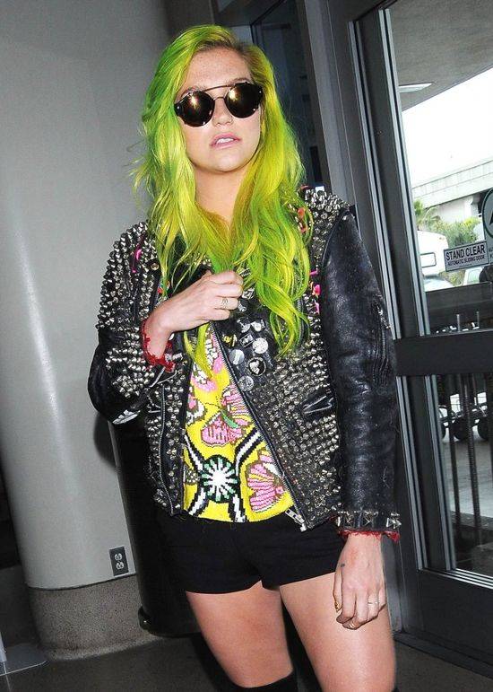 Kolorowe włosy gwiazd