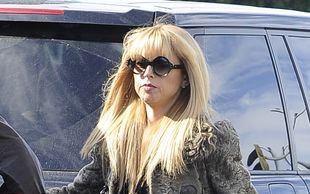 W 9 miesiącu ciąży i na takich obcasach?! (FOTO)