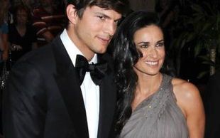 Ashton Kutcher robi film dla Demi i Bruce’a