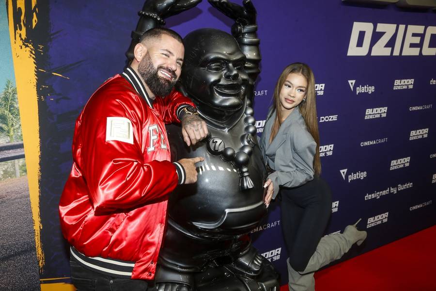 Miłosne wybryki Wojtka Goli i 19-letniej Sofi na czerwonym dywanie! (FOTO)