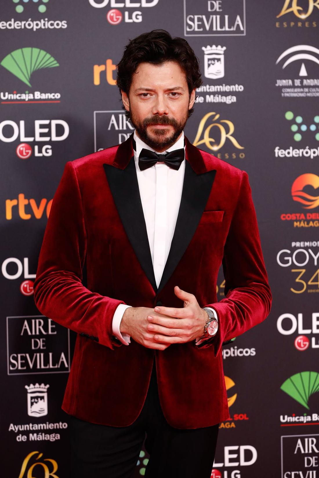 Alvaro Morte na ściance