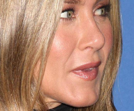 10 zdjęć, które pokazują, jak naprawdę wygląda Jennifer Aniston