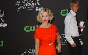 Jennie Garth emanuje seksapilem (FOTO)