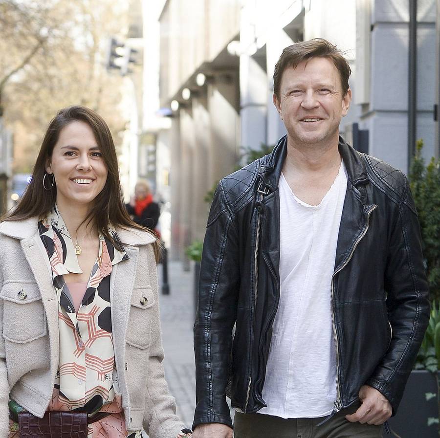 Gwiazdy DD TVN: Wojciech Błach z piękną żoną i Majka Jeżowska w modnych butach (ZDJĘCIA)