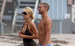 Kim jest nowe ciacho Paris Hilton?