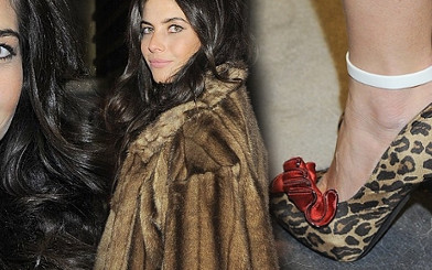 Weronika Rosati w futrze i seksownych szpilkach