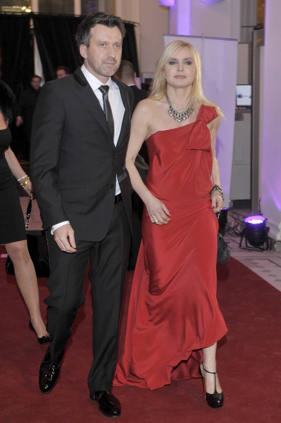 Tak wygląda życie prywatne Moniki Olejnik! Od 1996 roku tworzy związek z młodszym o 15 lat partnerem