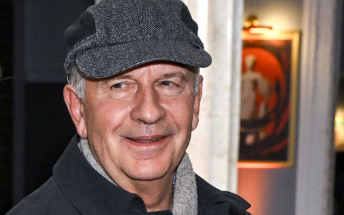 Tomasz Stockinger ujawnił zarobki na planie “Klanu”. Horrendalna kwota