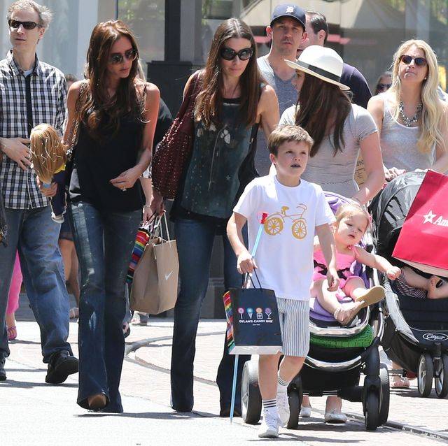 Victoria Beckham z rodziną na zakupach