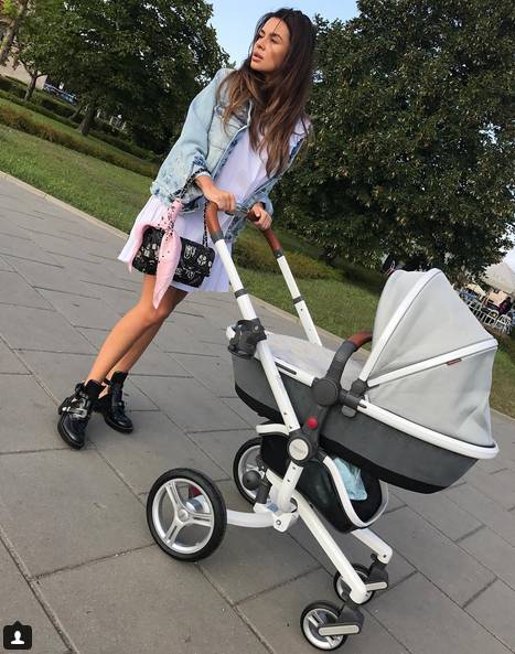 Fanki OSKARŻAJĄ Natalię Siwiec: Surogatka albo adopcja!