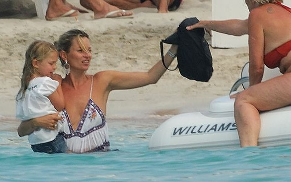 Kate Moss jest w trzecim miesiącu ciąży