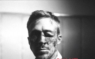 Zmasakrowana twarz Ryana Goslinga na plakacie filmu (FOTO)