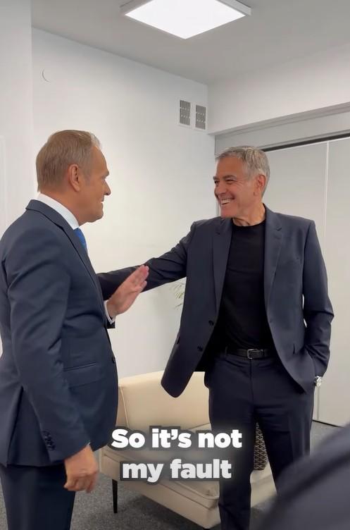 Donald Tusk spotkał się z George’em i Amal Clooneyami, fot. Facebook