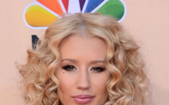 Iggy Azalea powiększyła piersi