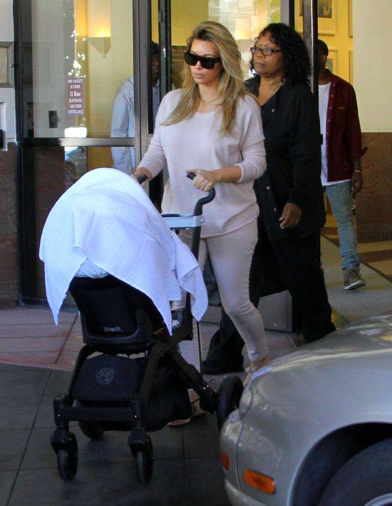 Stylowa mama – Kim Kardashian